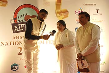  https://ahmedabadinternationalfilmfestival.com/festivaladmin/upload/gallery/BSMD1Fzm.jpg