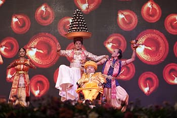  https://ahmedabadinternationalfilmfestival.com/festivaladmin/upload/gallery/E6bK817d.jpg