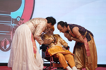  https://ahmedabadinternationalfilmfestival.com/festivaladmin/upload/gallery/LA63bzJh.jpg