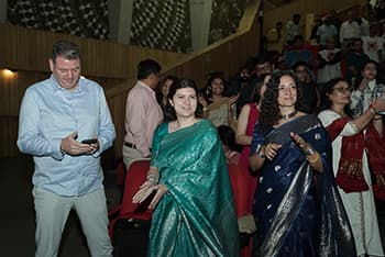  https://ahmedabadinternationalfilmfestival.com/festivaladmin/upload/gallery/U5Qp7h02.jpg