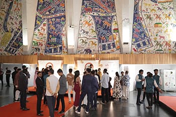  https://ahmedabadinternationalfilmfestival.com/festivaladmin/upload/gallery/nyQaxNkp.jpg