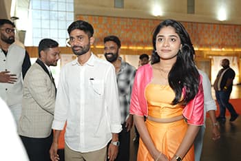  https://ahmedabadinternationalfilmfestival.com/festivaladmin/upload/gallery/ulzMbp76.jpg