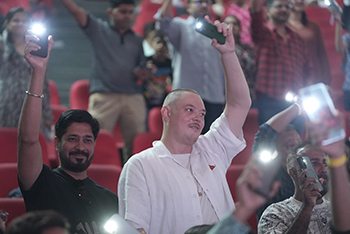  https://ahmedabadinternationalfilmfestival.com/festivaladmin/upload/gallery/yhXxDlA5.jpg